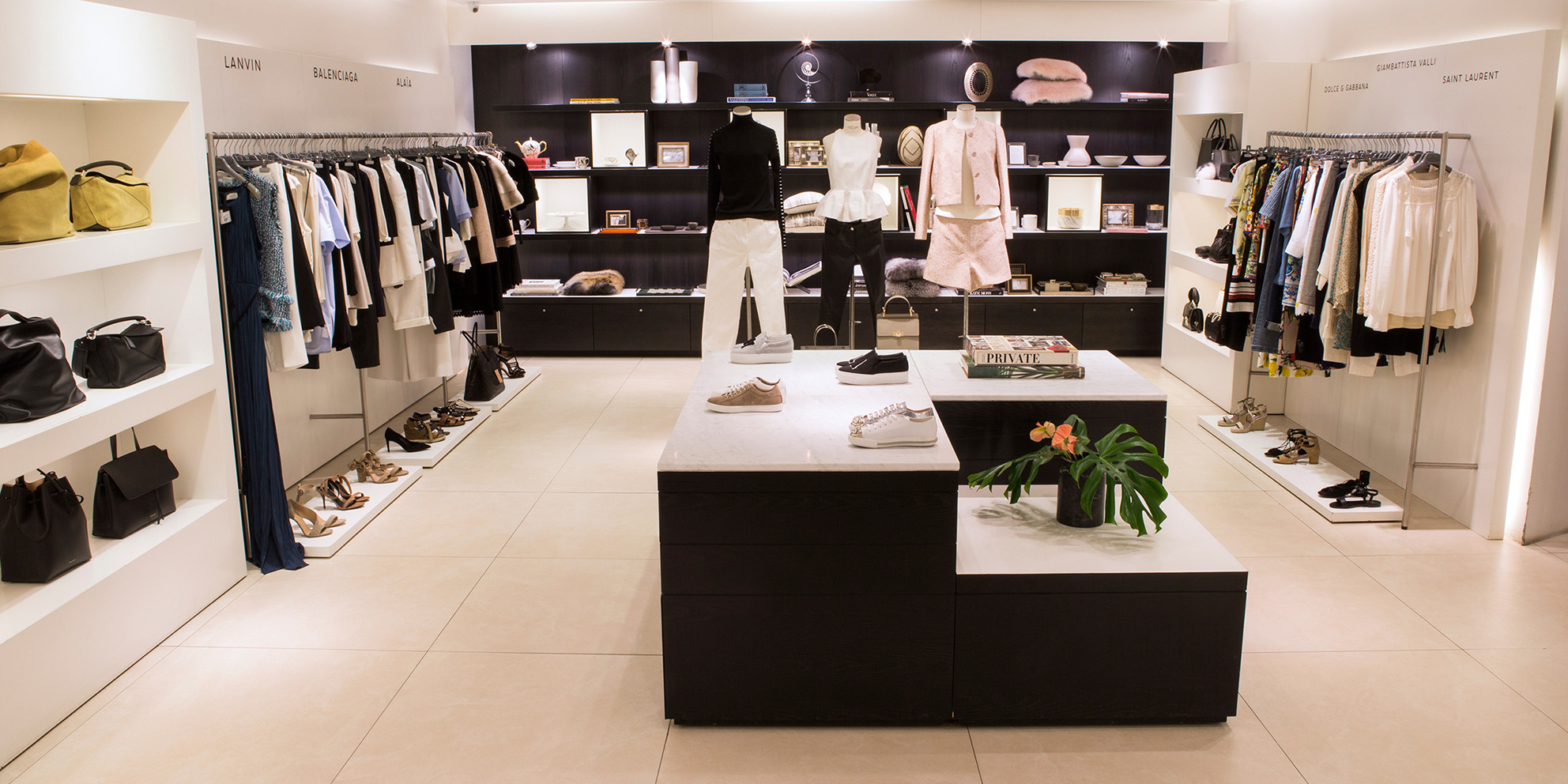 Nathalie Schuterman International High End Fashion Hotel Diplomat