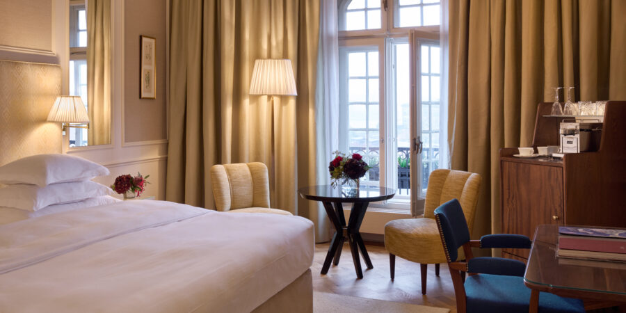 Deluxe Sea View Room Diplomat Hotel