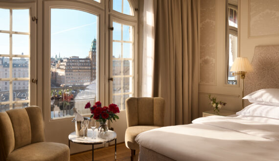 Deluxe Sea View Room